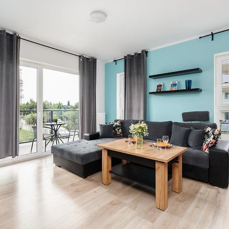 Modern Apartment With Balcony & Free Garage Poznan By Noclegi Renters Екстериор снимка