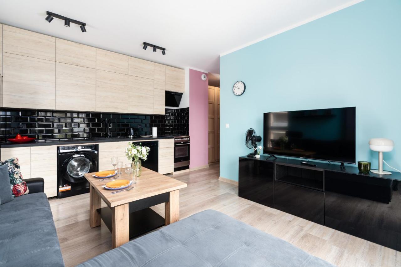 Modern Apartment With Balcony & Free Garage Poznan By Noclegi Renters Екстериор снимка